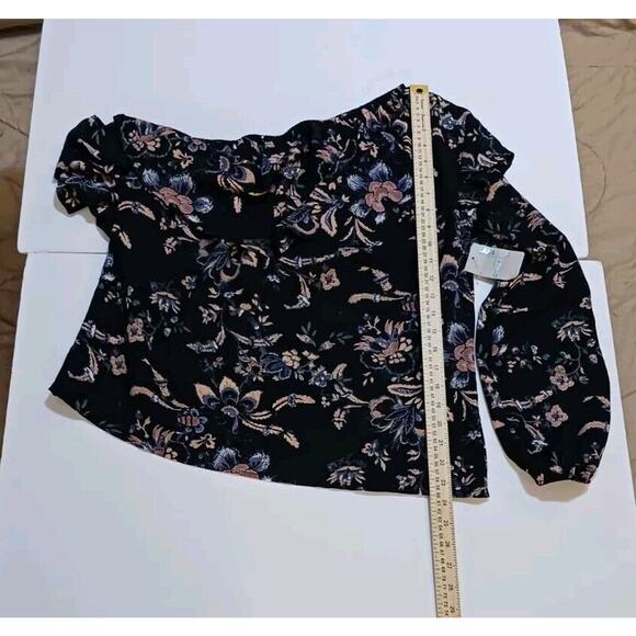 Belle Sky Women's Small One Shoulder Lined Black Floral Ruffle Blouse Top NWT - Picture 7 of 9